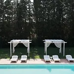 Hotel Antica Masseria Martuccio 4*
