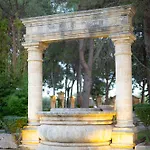 Hotel Antica Masseria Martuccio 4*