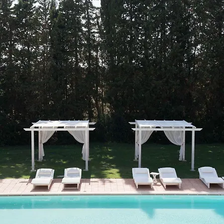 Hotel Antica Masseria Martuccio 4*