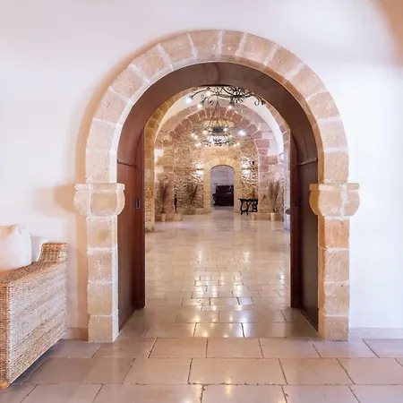 Hotel Antica Masseria Martuccio 4*