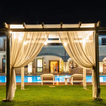 Antica Masseria Martuccio 4* מסניה